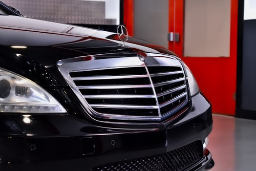2012 Mercedes-Benz (W221) S550 4MATIC Sedan Te koop (foto 101 van 147)