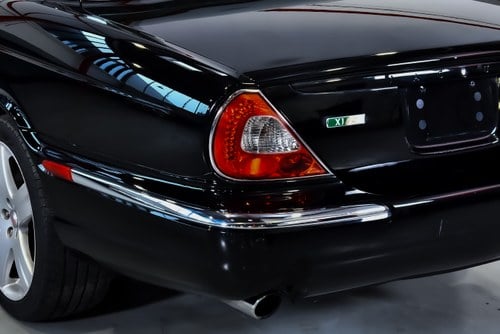 2006 Jaguar XJR (X350) Saloon 4,2L Supercharged V8 till salu (bild 88 av 98)