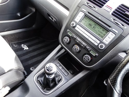 2006 Volkswagen Golf (Mk5) R32 For Sale (picture 8 of 51)