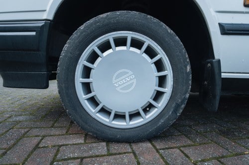 1991 Volvo 940GL 2L Automatic till salu (bild 26 av 112)