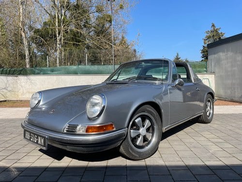 1972 Porsche 911T 2.4 Targa ‘Olklappe’ In vendita (immagine 2 di 126)