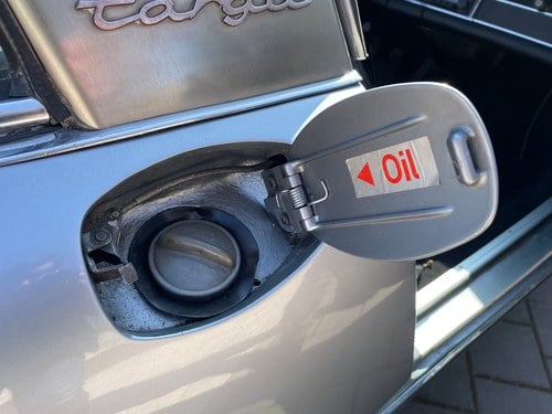 1972 Porsche 911T 2.4 Targa ‘Olklappe’ In vendita (immagine 68 di 126)