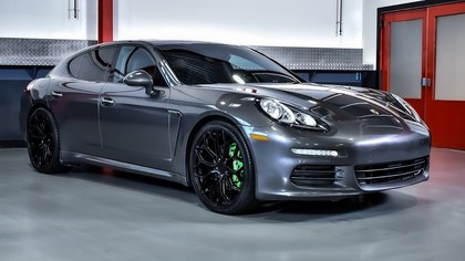 Porsche Panamera 4