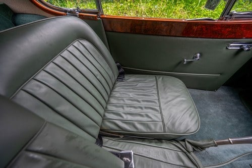 1956 Jaguar XK140 SE FHC RHD MOD Te koop (foto 63 van 172)