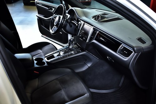 2015 Porsche Macan S 3,0L Twin Turbo V6 For Sale (picture 51 of 98)