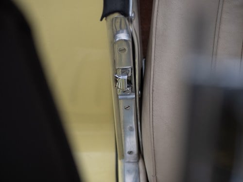 1974 Daimler Birchfield Sports 4.2L Automatic à venda (imagem 58 de 277)