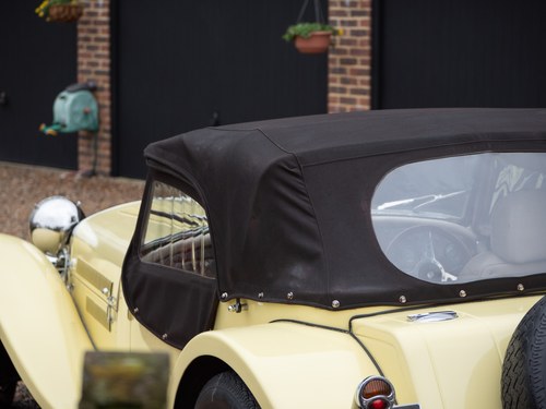 1974 Daimler Birchfield Sports 4.2L Automatic à venda (imagem 158 de 277)