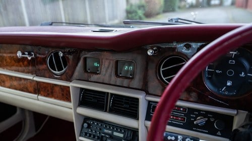 1989 Rolls-Royce Silver Spirit 2 - 63k miles from new till salu (bild 29 av 250)