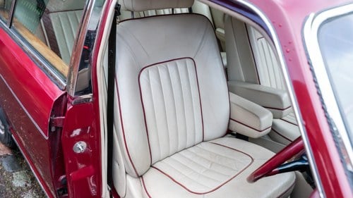 1989 Rolls-Royce Silver Spirit 2 - 63k miles from new till salu (bild 43 av 250)