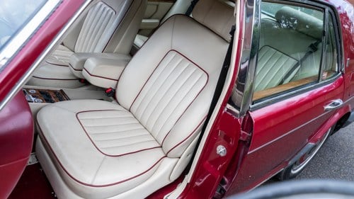 1989 Rolls-Royce Silver Spirit 2 - 63k miles from new till salu (bild 45 av 250)