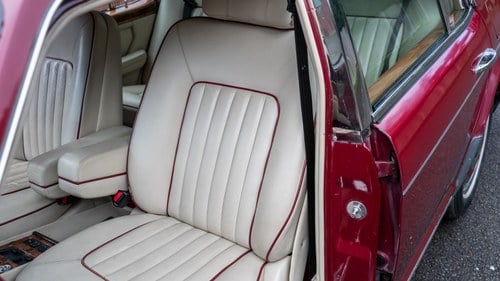 1989 Rolls-Royce Silver Spirit 2 - 63k miles from new till salu (bild 47 av 250)