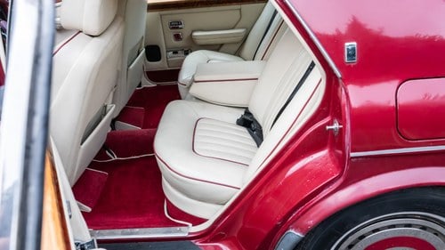 1989 Rolls-Royce Silver Spirit 2 - 63k miles from new till salu (bild 52 av 250)