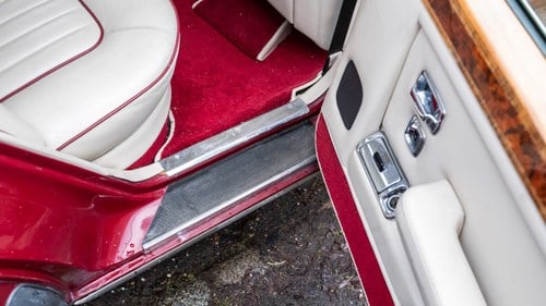 1989 Rolls-Royce Silver Spirit 2 - 63k miles from new till salu (bild 62 av 250)