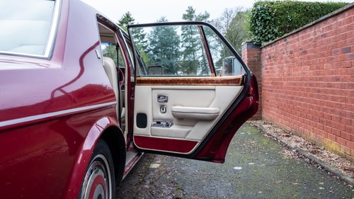 1989 Rolls-Royce Silver Spirit 2 - 63k miles from new till salu (bild 70 av 250)