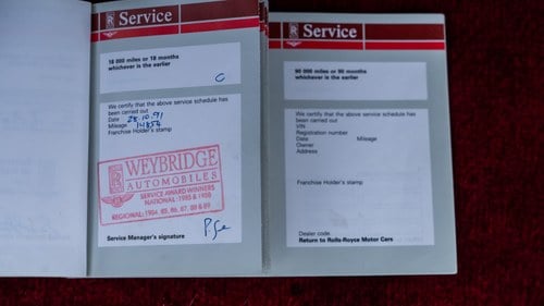 1989 Rolls-Royce Silver Spirit 2 - 63k miles from new till salu (bild 235 av 250)