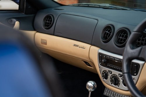 2001 Ferrari 360 Spider - Manual - 20k Miles till salu (bild 22 av 131)