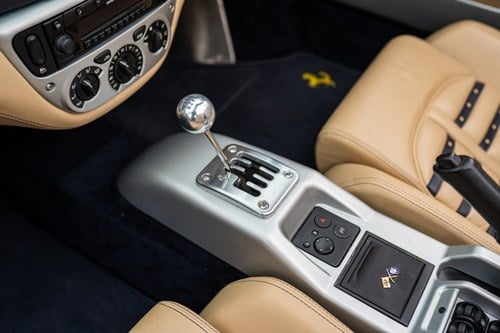 2001 Ferrari 360 Spider - Manual - 20k Miles till salu (bild 43 av 131)