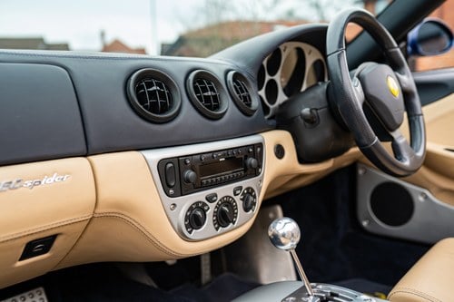 2001 Ferrari 360 Spider - Manual - 20k Miles till salu (bild 44 av 131)
