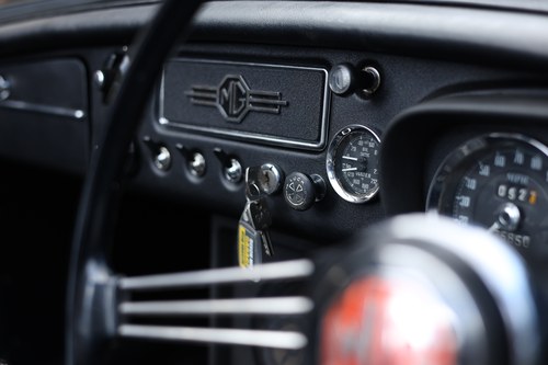 1968 MGC Roadster RHD à venda (imagem 14 de 246)