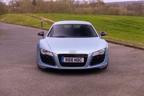 2009 Audi R8 4.2 V8 FSI Coupé till salu (bild 7 av 217)