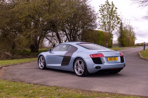 2009 Audi R8 4.2 V8 FSI Coupé till salu (bild 13 av 217)