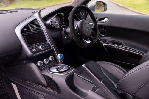 2009 Audi R8 4.2 V8 FSI Coupé till salu (bild 53 av 217)