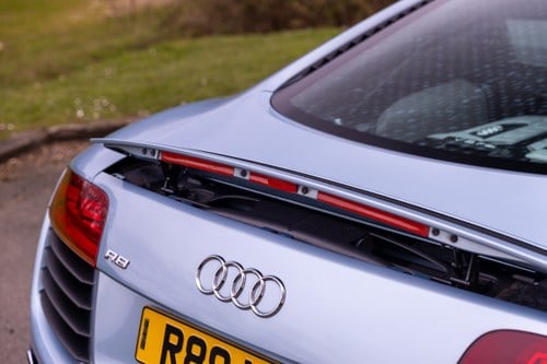 2009 Audi R8 4.2 V8 FSI Coupé till salu (bild 153 av 217)