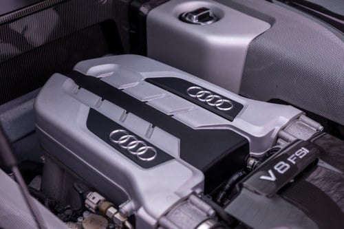 2009 Audi R8 4.2 V8 FSI Coupé till salu (bild 173 av 217)