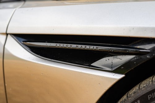 2025 Aston Martin DB12 Te koop (foto 74 van 113)