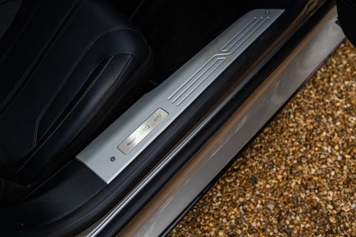 2025 Aston Martin DB12 Te koop (foto 19 van 113)