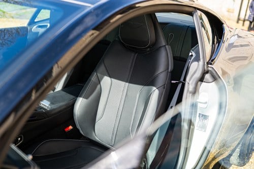 2025 Aston Martin DB12 Te koop (foto 33 van 113)
