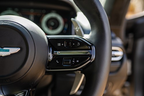 2025 Aston Martin DB12 Te koop (foto 43 van 113)