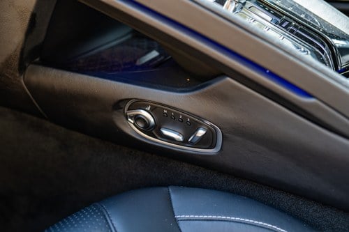 2025 Aston Martin DB12 Te koop (foto 50 van 113)