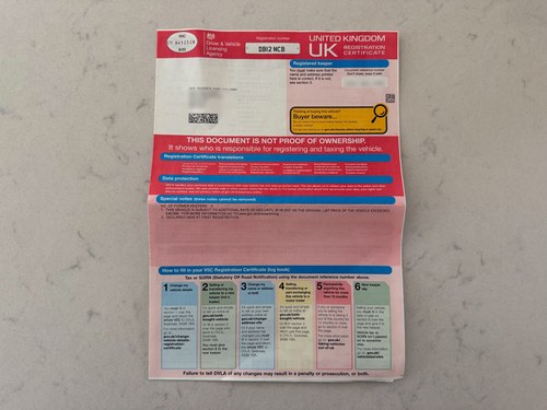 2025 Aston Martin DB12 Te koop (foto 109 van 113)