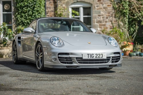 2010 Porsche 911 Turbo Cabriolet 997 till salu (bild 29 av 147)