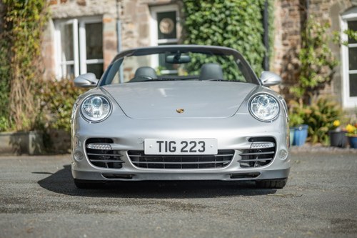 2010 Porsche 911 Turbo Cabriolet 997 till salu (bild 4 av 147)