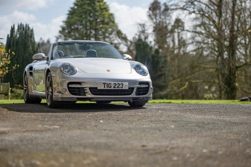 2010 Porsche 911 Turbo Cabriolet 997 till salu (bild 23 av 147)