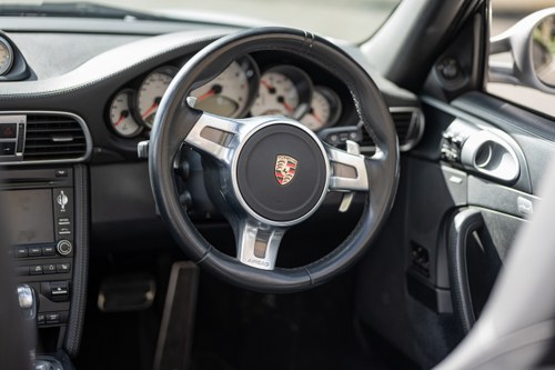 2010 Porsche 911 Turbo Cabriolet 997 till salu (bild 48 av 147)