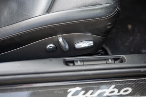 2010 Porsche 911 Turbo Cabriolet 997 till salu (bild 65 av 147)