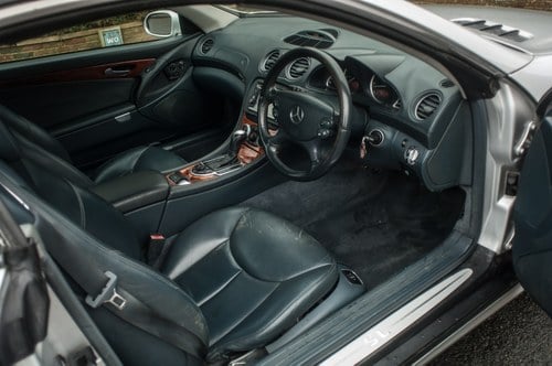 2002 Mercedes-Benz SL500 (R230) For Sale (picture 15 of 102)
