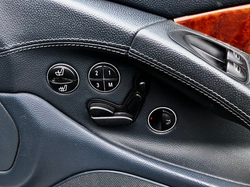 2002 Mercedes-Benz SL500 (R230) For Sale (picture 25 of 102)