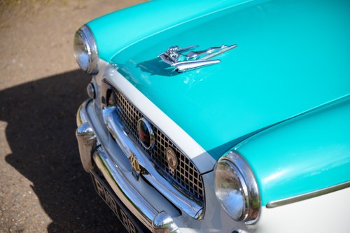 1957 Austin Metropolitan RHD till salu (bild 131 av 156)