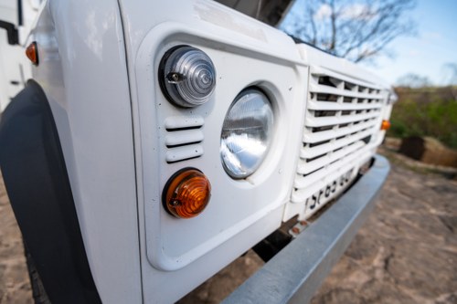 2015 Land Rover Defender 130 Hi-Cap Quadtec à venda (imagem 104 de 153)