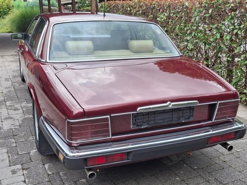 1989 Jaguar XJ6 3.6 Sovereign XJ40 For Sale (picture 6 of 76)