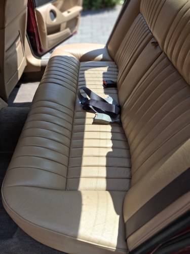 1989 Jaguar XJ6 3.6 Sovereign XJ40 For Sale (picture 28 of 76)