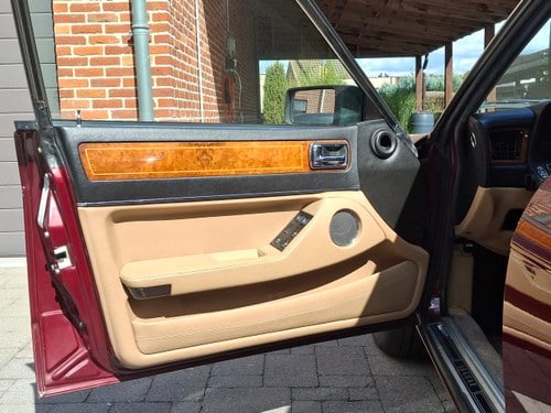 1989 Jaguar XJ6 3.6 Sovereign XJ40 For Sale (picture 35 of 76)