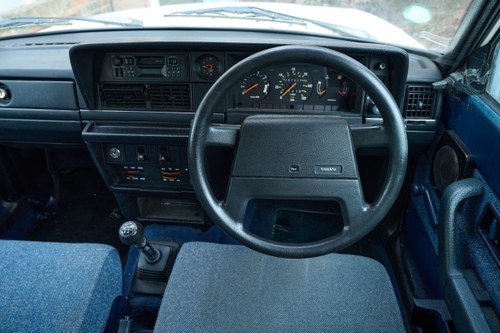 1993 Volvo 240 Torslander till salu (bild 25 av 199)