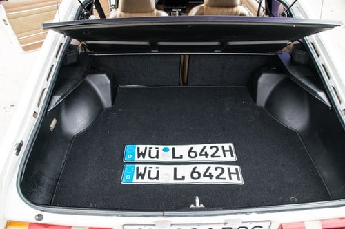 1980 Ford Capri 1.6 GL à venda (imagem 36 de 97)