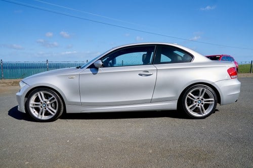 2008 BMW 135i Coupe à venda (imagem 5 de 132)