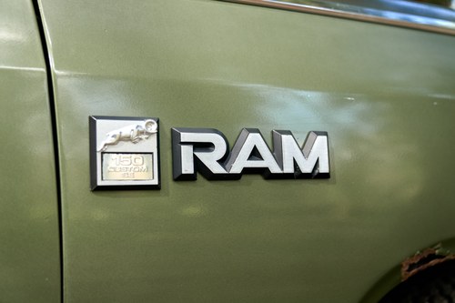 1983 Dodge Ram D150 à venda (imagem 105 de 150)